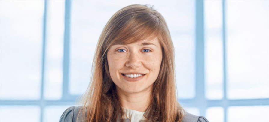 Claire Everhart ’10